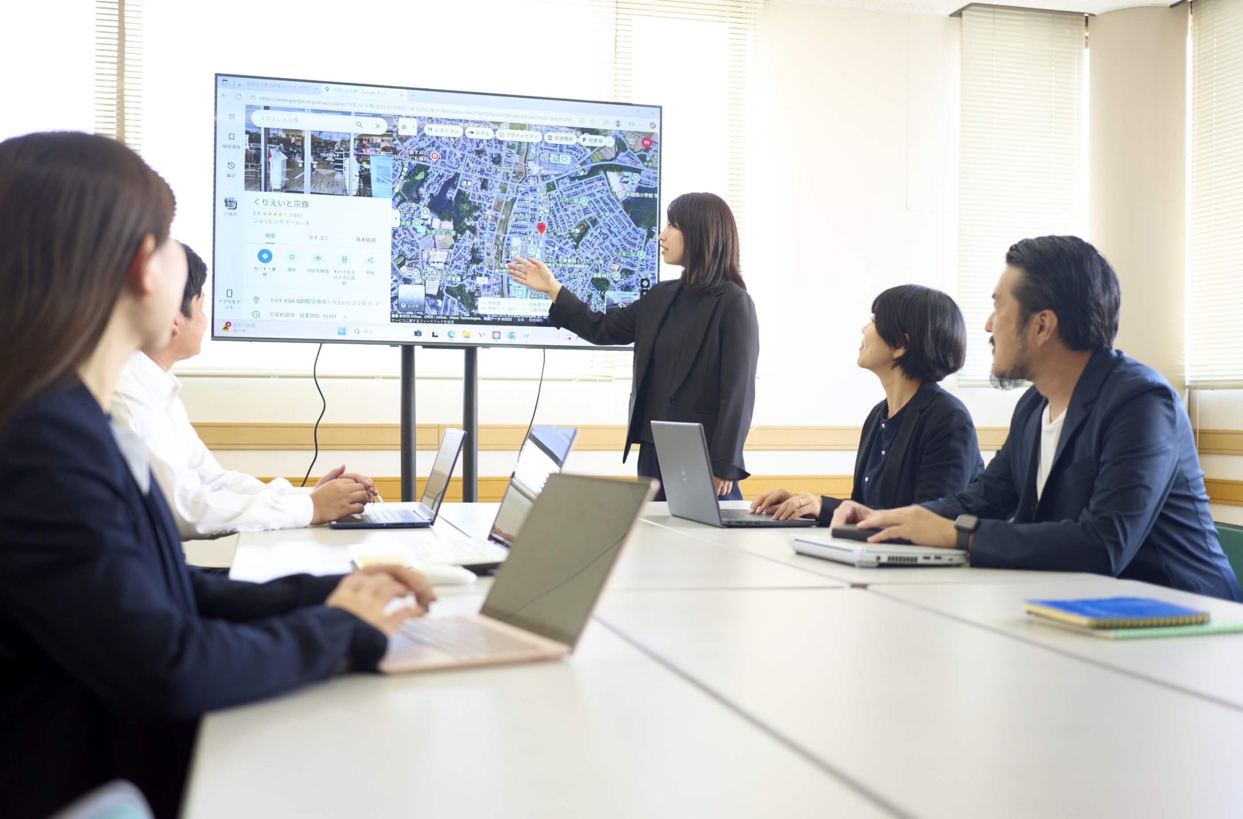 会議風景 イメージ