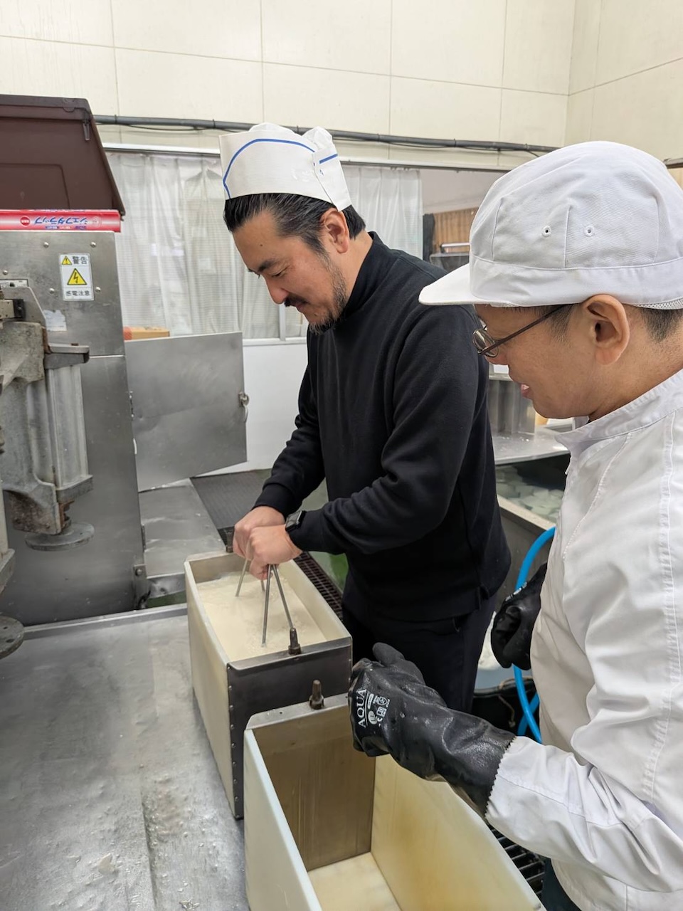 豆乳が豆腐へと変わる運命の瞬間