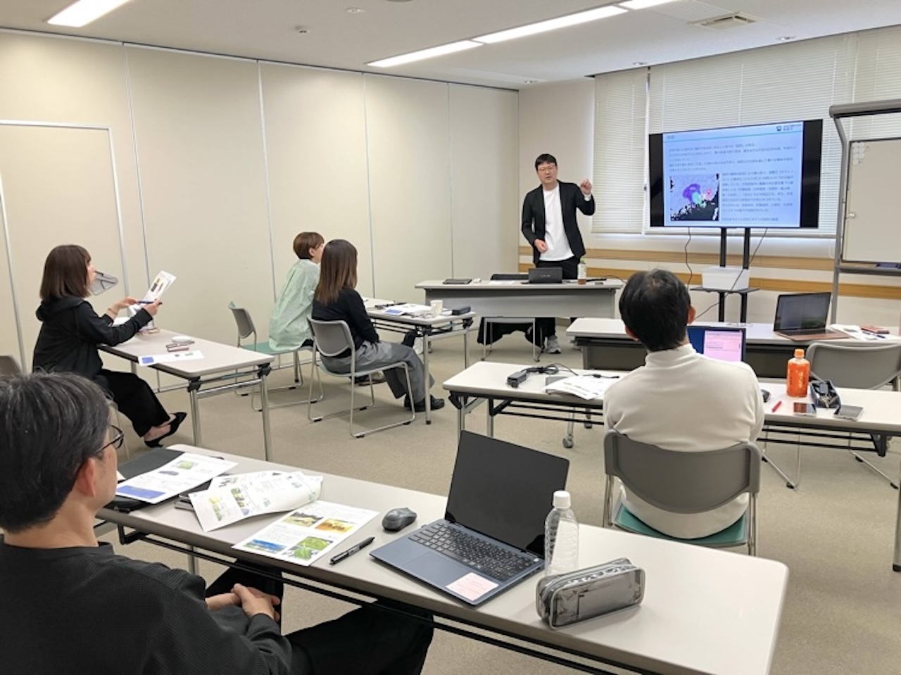 宗像市と金海市の歴史的なつながりについて学ぶOne Day Meetingの講座風景